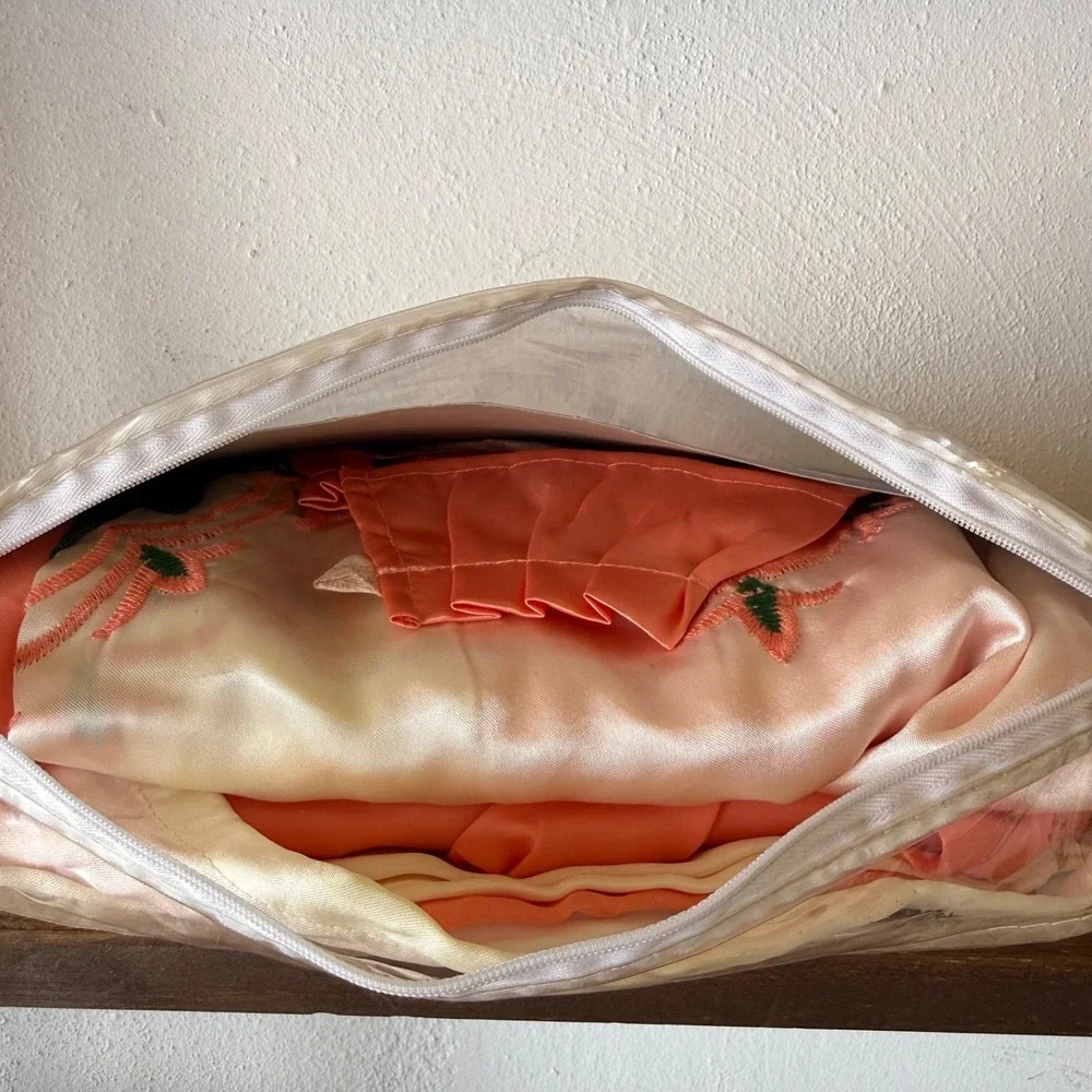 Vintage Peach Ecru Satin Embroidered Curtain Set Festoon Floral 48x95 NOS Farm